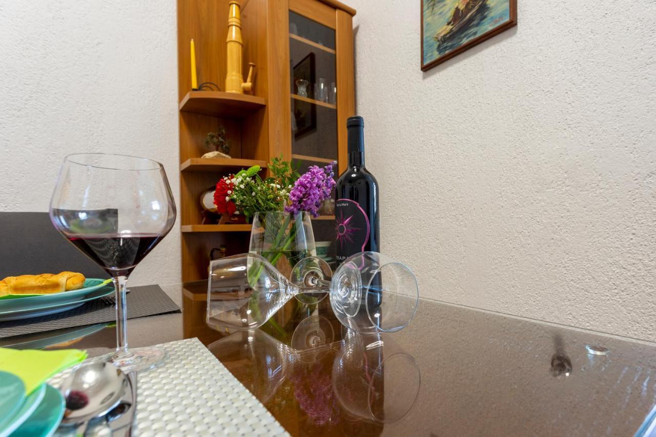 Apartman Lema Пула Екстериор снимка